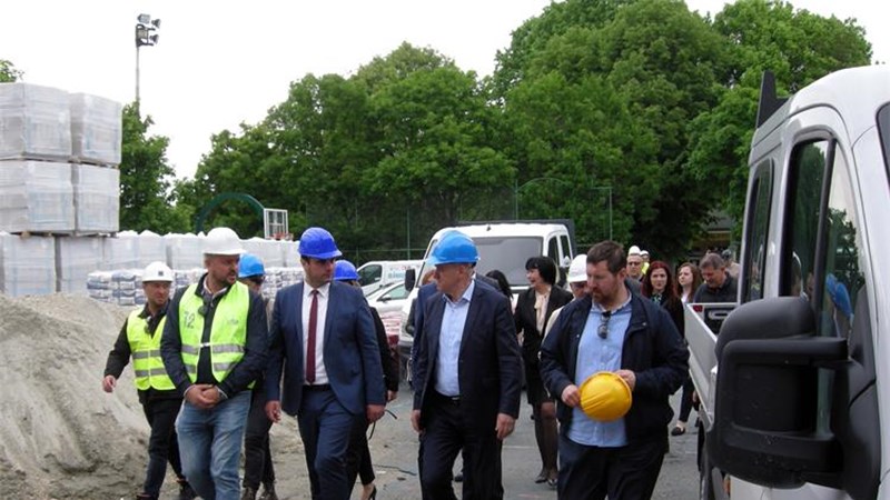 Bačić u Sisku: Sva sredstva Europskog fonda solidarnosti bit će iskorištena i projekti ostvareni